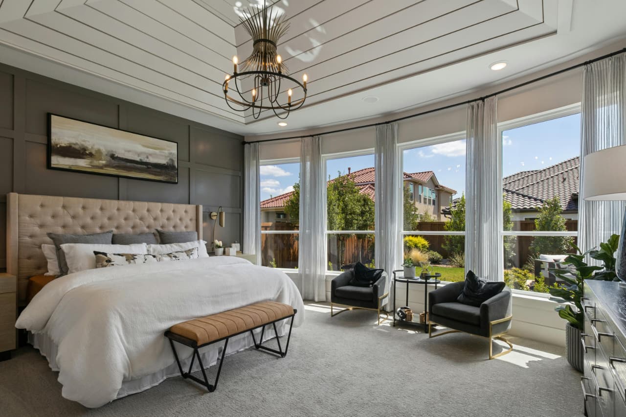 How to Choose Bedroom Light Fixtures (Complete 2026 Buying Guide)